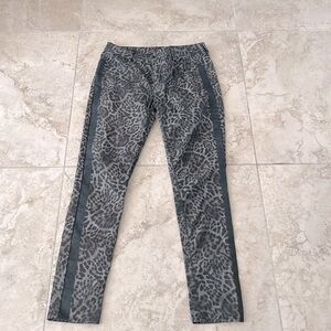 Free- Buffalo stretch super skinny leopard print jeans